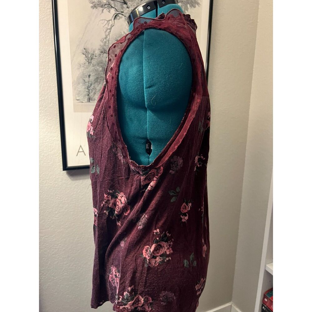 Burgundy Tank with Roses - Picture 2 of 3
